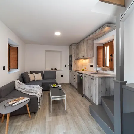 Semesterbostad Anastasia Deluxe